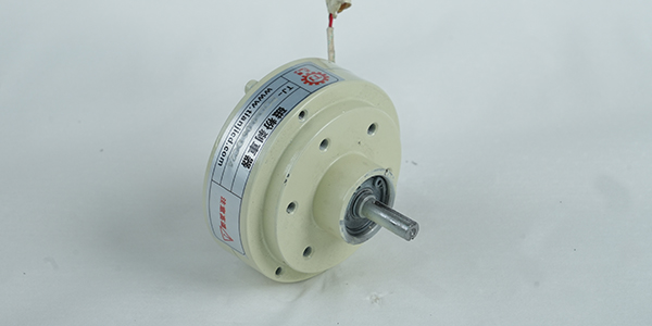 单轴磁粉制动器为何是印刷机械的最佳选择？