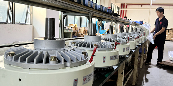 磁粉离合器让包装收卷机效率提升20%