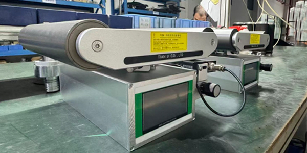 台灵15年专注复合机自动收卷纠偏器，品质更胜一筹