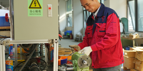 电磁制动器如何有效解决减速机故障问题？