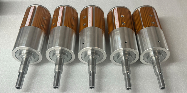 高效印刷标签收卷必选台灵气胀轴厂家